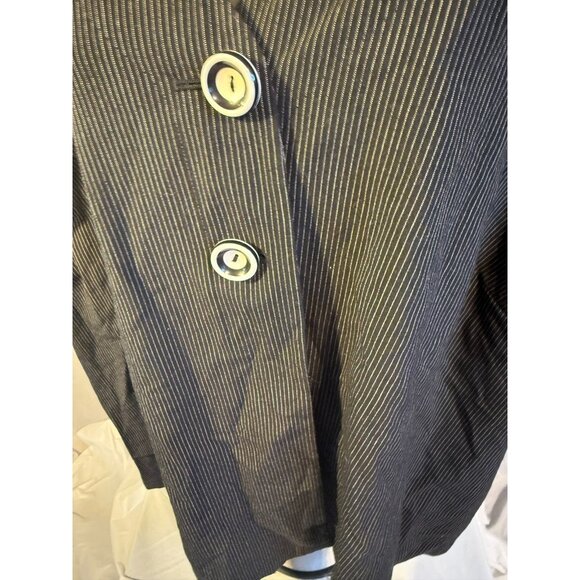 Maggie Barnes Black Pinstripe Office Blazer Short Sleeve 2 Button Plus 5X 34/36 - Picture 2 of 3